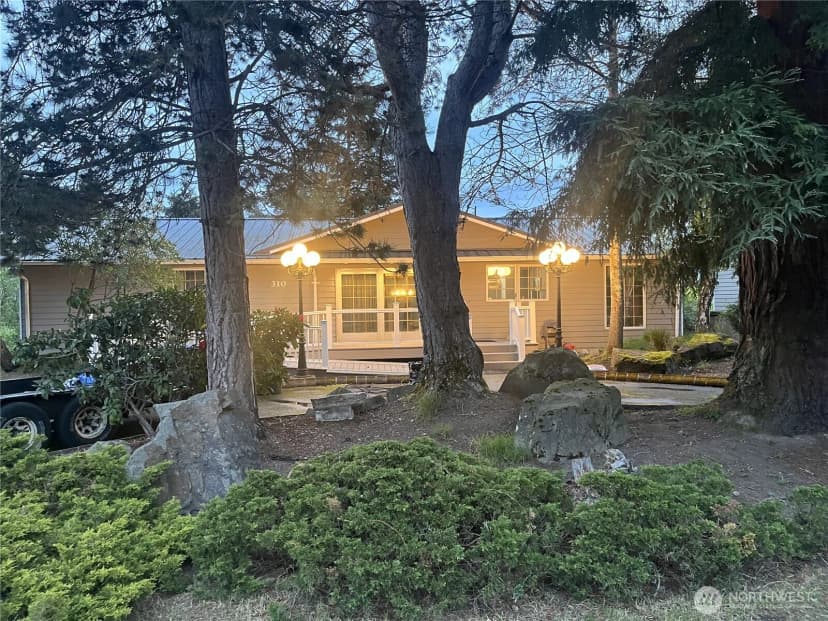 Property photo for 310 224th Street Se, Bothell photo 39