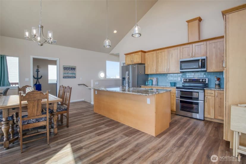 Property photo for 1511 E Ocean Shores Boulevard Sw, Ocean Shores photo 4