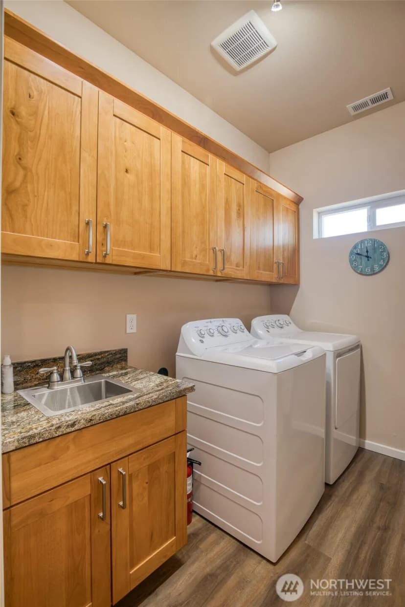Property photo for 1511 E Ocean Shores Boulevard Sw, Ocean Shores photo 25