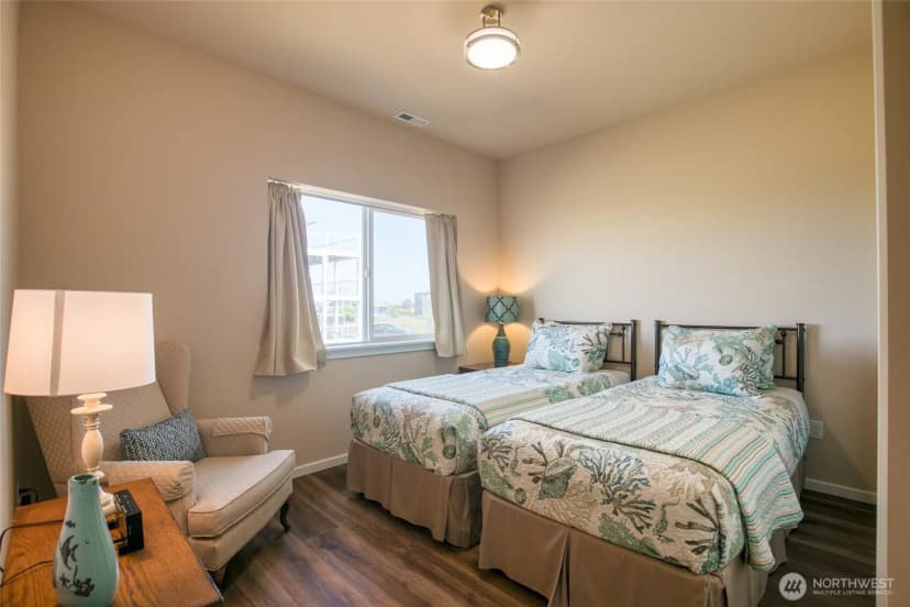 Property photo for 1511 E Ocean Shores Boulevard Sw, Ocean Shores photo 23