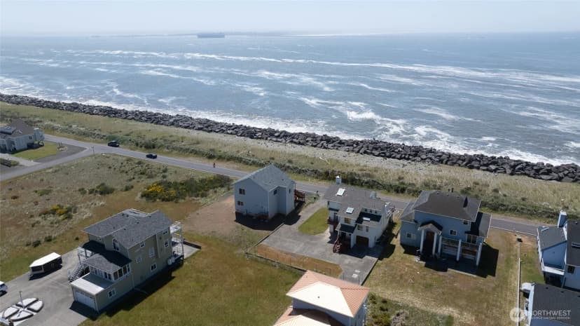 Property photo for 1511 E Ocean Shores Boulevard Sw, Ocean Shores photo 32