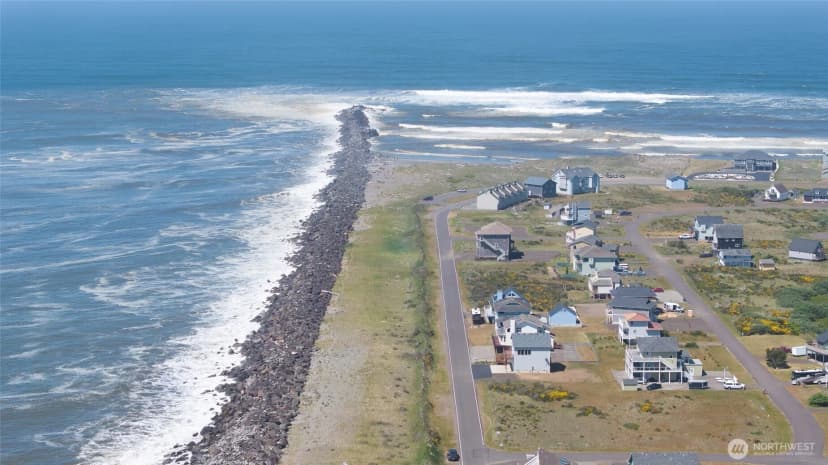 Property photo for 1511 E Ocean Shores Boulevard Sw, Ocean Shores