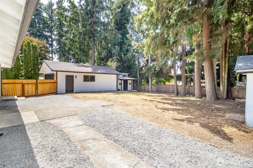 Property photo for 13306 126th Avenue E, Puyallup photo 30