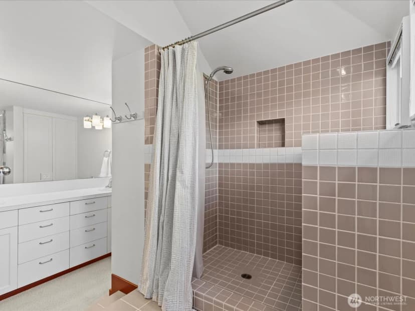 Property photo for 11231 Ne 67th Street, Kirkland photo 33