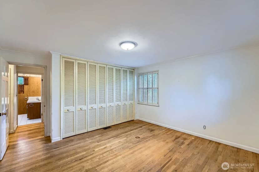 Property photo for 3706 84th Avenue Se, Mercer Island photo 18