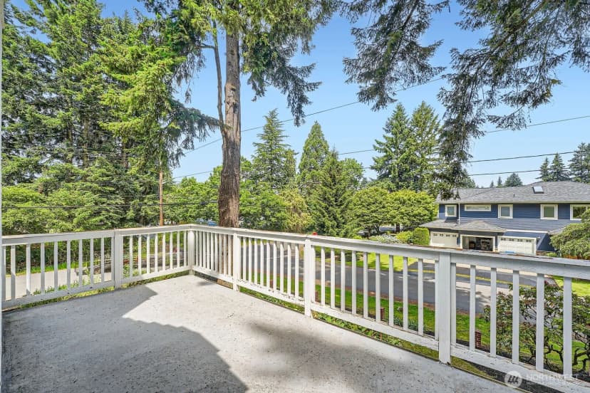 Property photo for 3706 84th Avenue Se, Mercer Island photo 23