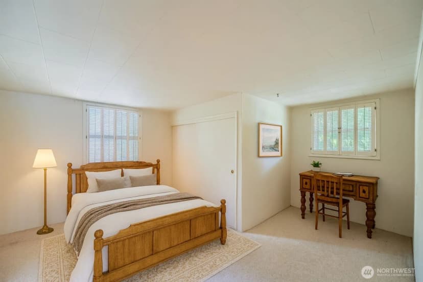 Property photo for 3706 84th Avenue Se, Mercer Island photo 24