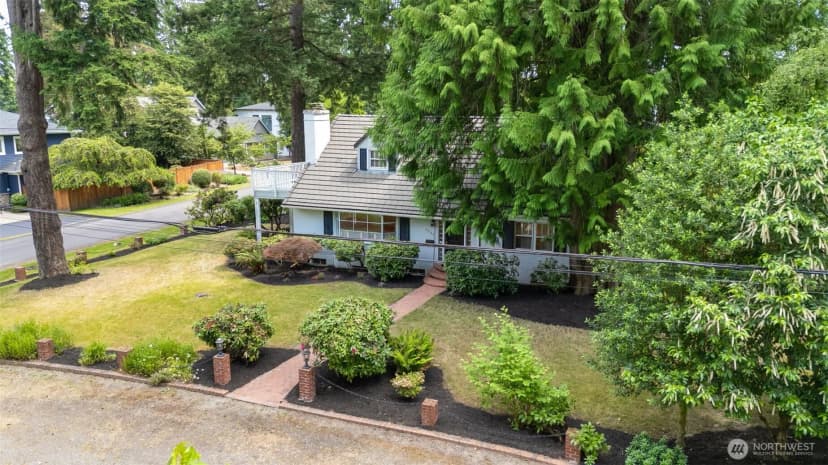 Property photo for 3706 84th Avenue Se, Mercer Island photo 34