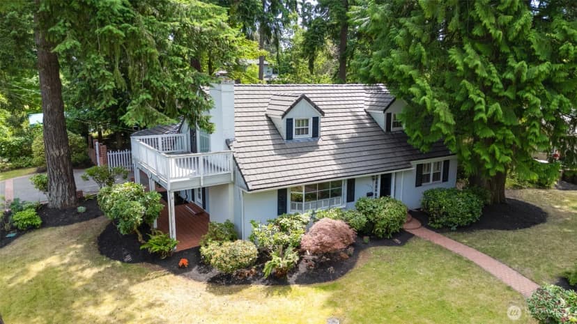 Property photo for 3706 84th Avenue Se, Mercer Island