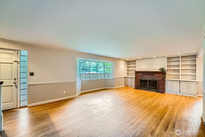 Property photo for 3706 84th Avenue Se, Mercer Island photo 6