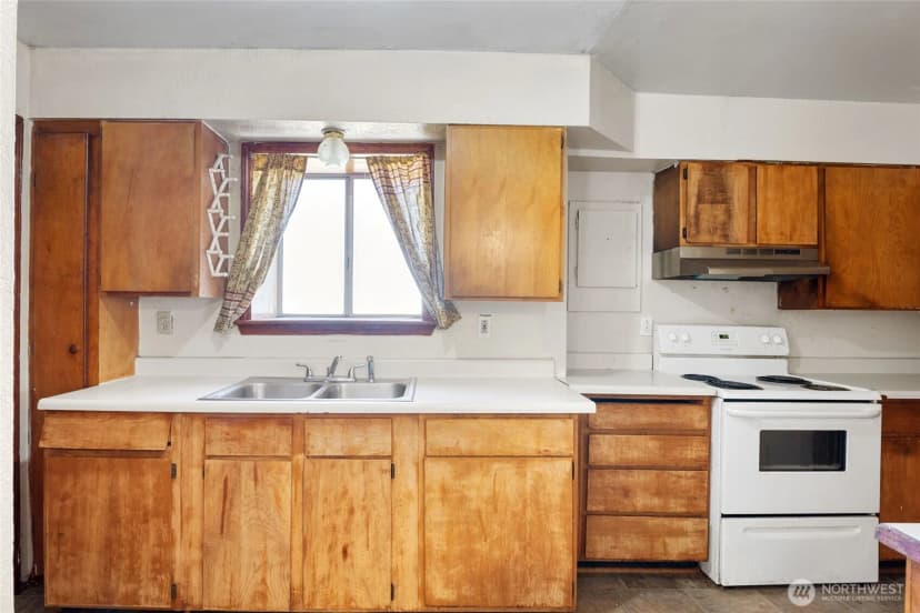 Property photo for 832 S 2nd Avenue, Othello photo 13