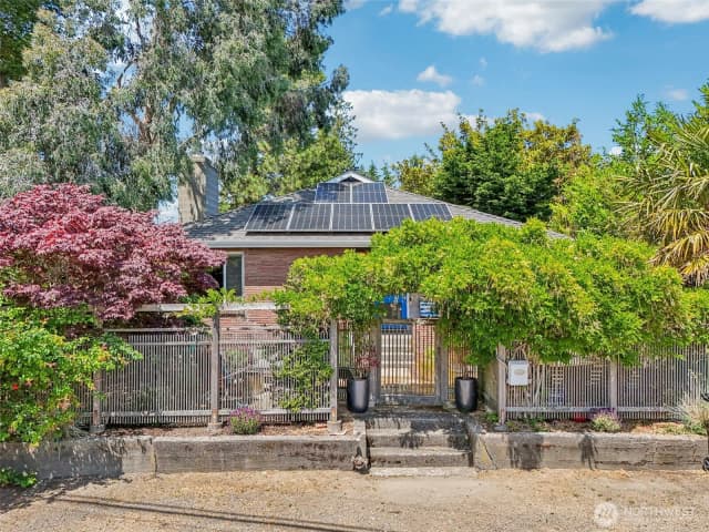 Property photo for 6412 Sw Hinds Street, Seattle photo 4