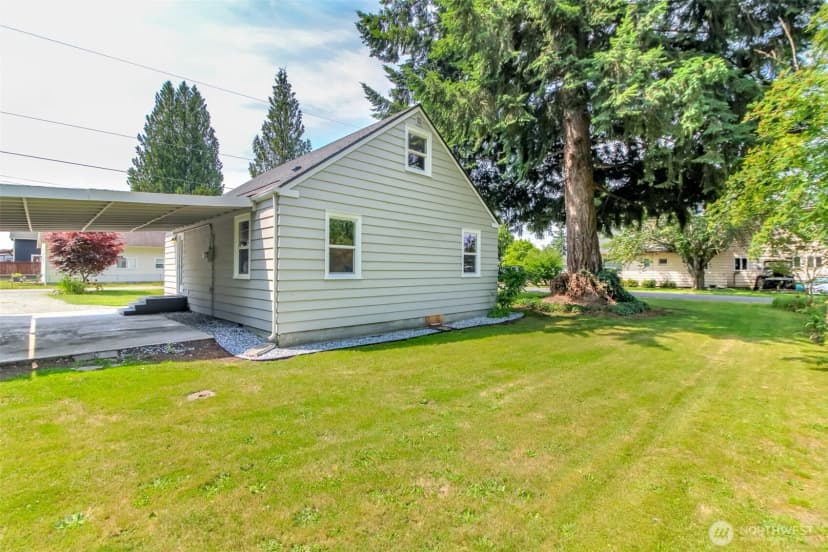 Property photo for 318 Mill Avenue Se, Orting photo 8