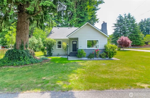 Property photo for 318 Mill Avenue Se, Orting photo 3