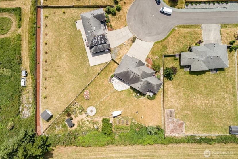Property photo for 990 Cove View Circle, Oak Harbor photo 38