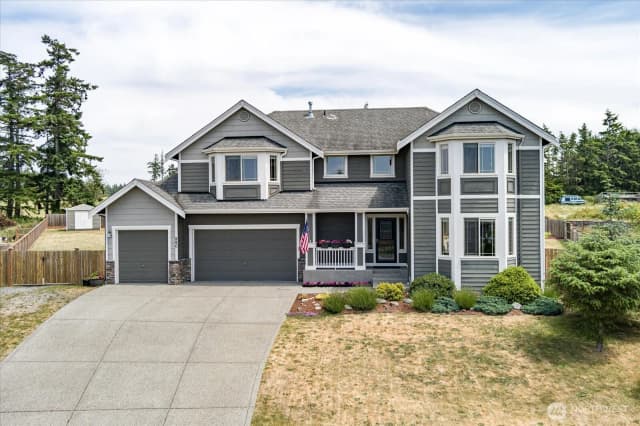 Property photo for 990 Cove View Circle, Oak Harbor photo 2