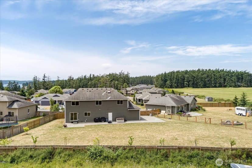Property photo for 990 Cove View Circle, Oak Harbor photo 34