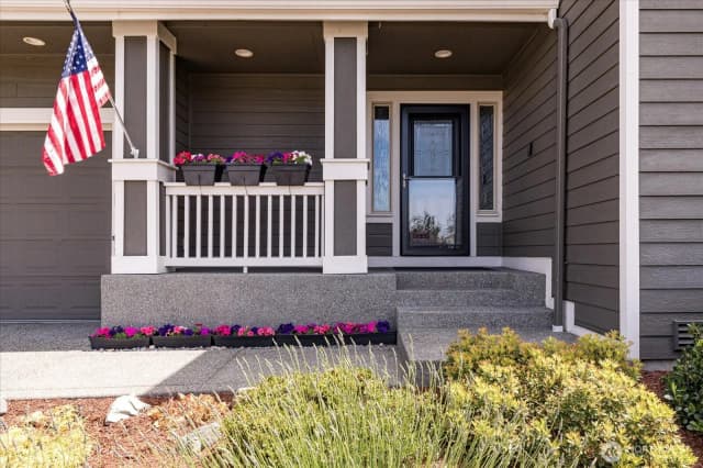 Property photo for 990 Cove View Circle, Oak Harbor photo 3