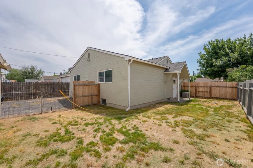 Property photo for 357 7th Avenue Sw, Ephrata photo 34
