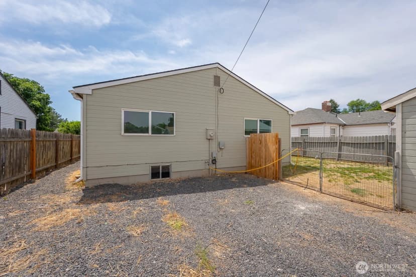 Property photo for 357 7th Avenue Sw, Ephrata photo 36