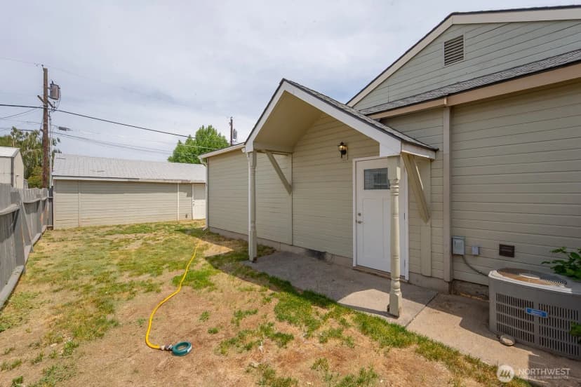 Property photo for 357 7th Avenue Sw, Ephrata photo 30