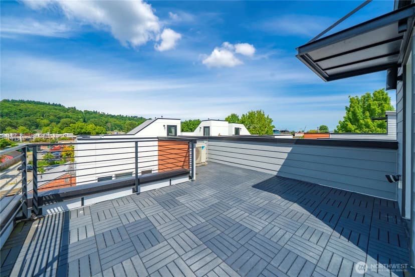 Property photo for 533 S Coverdale Street #c, Seattle photo 11