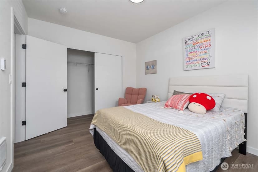 Property photo for 533 S Coverdale Street #c, Seattle photo 23