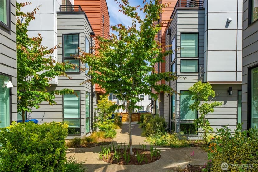 Property photo for 533 S Coverdale Street #c, Seattle photo 3