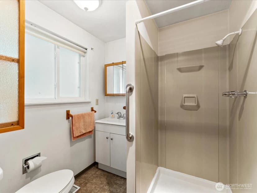 Property photo for 6702 120th Street E, Puyallup photo 15