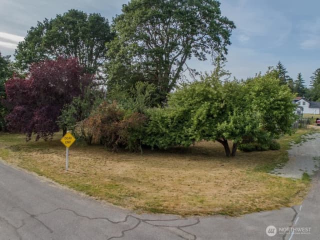 Property photo for 312 2nd Street W, Roy