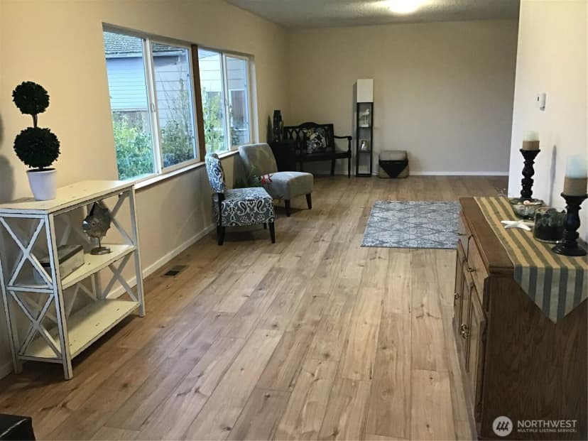 Property photo for 3105 K Avenue, Anacortes photo 11