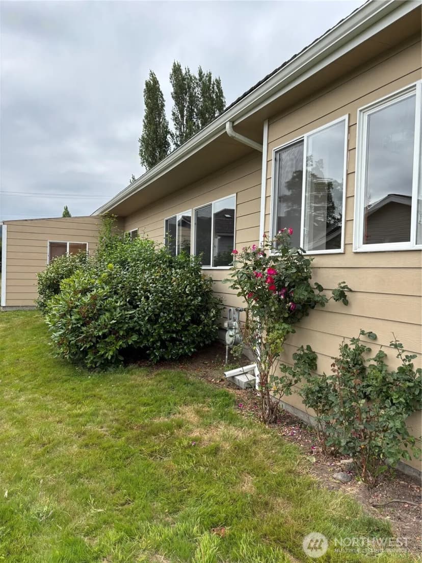 Property photo for 3105 K Avenue, Anacortes photo 27