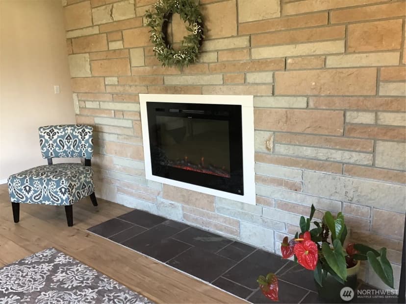 Property photo for 3105 K Avenue, Anacortes photo 8