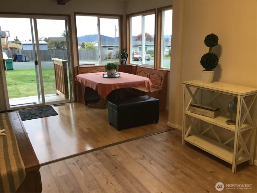 Property photo for 3105 K Avenue, Anacortes photo 10