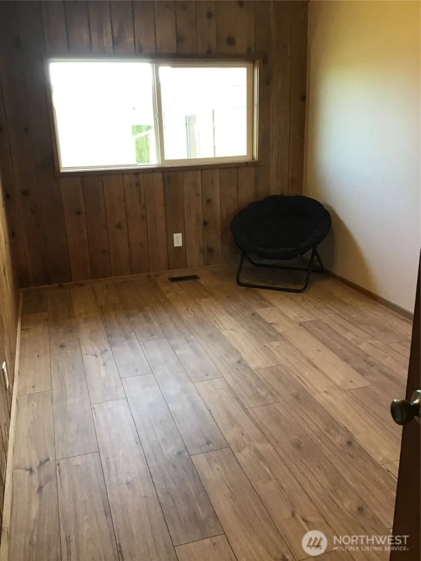 Property photo for 3105 K Avenue, Anacortes photo 19