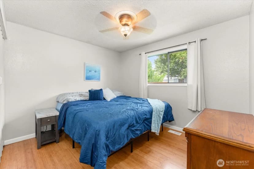 Property photo for 707 Kenwood Street N, Omak photo 15
