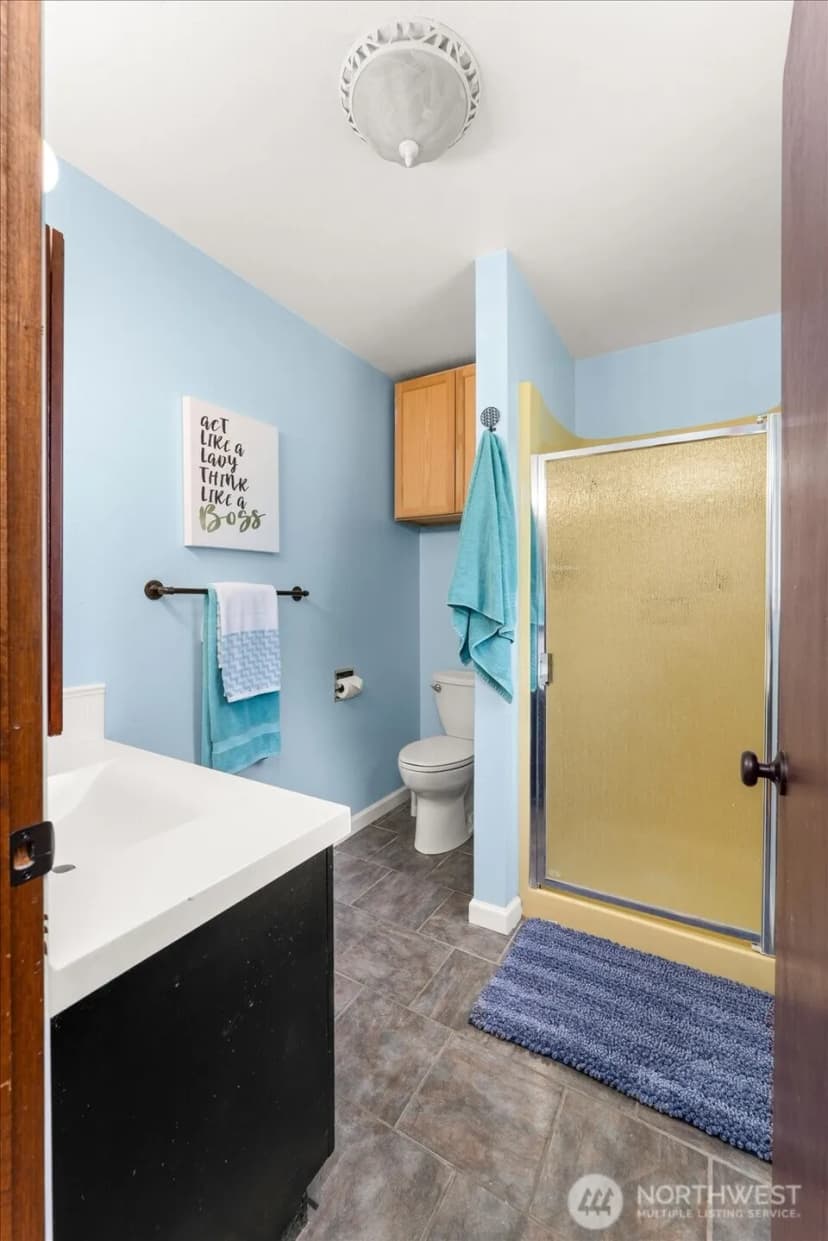 Property photo for 707 Kenwood Street N, Omak photo 14
