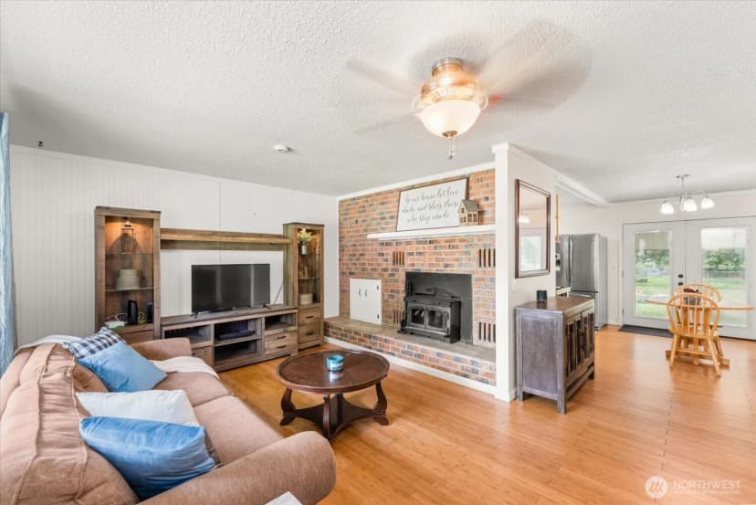Property photo for 707 Kenwood Street N, Omak photo 5