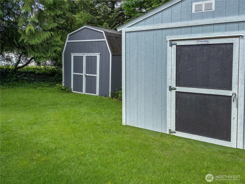 Property photo for 3305 207th Place Se, Bothell photo 19
