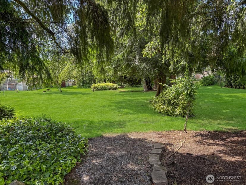 Property photo for 3305 207th Place Se, Bothell photo 21