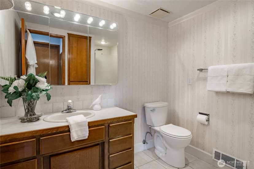 Property photo for 5409 Salish Road, Blaine photo 16