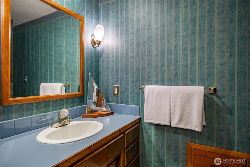 Property photo for 5409 Salish Road, Blaine photo 12