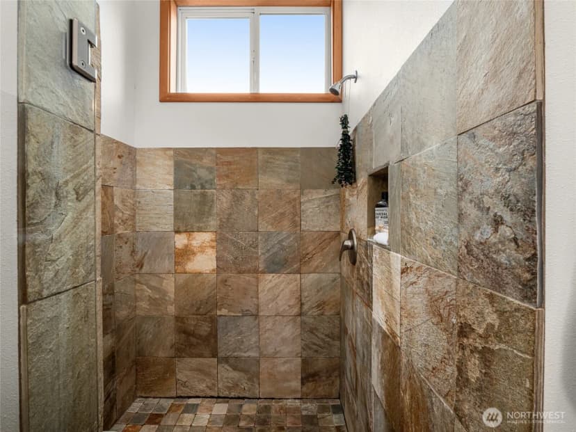 Property photo for 2727 Fairview Avenue E #12, Seattle photo 14