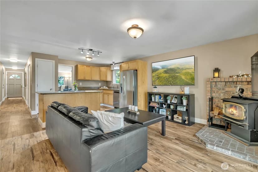 Property photo for 21628 Se 271st Street, Maple Valley photo 11