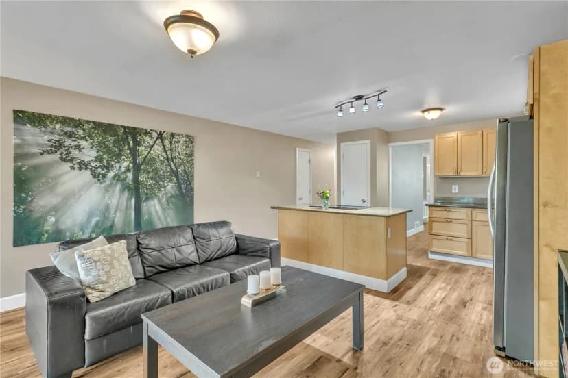 Property photo for 21628 Se 271st Street, Maple Valley photo 13