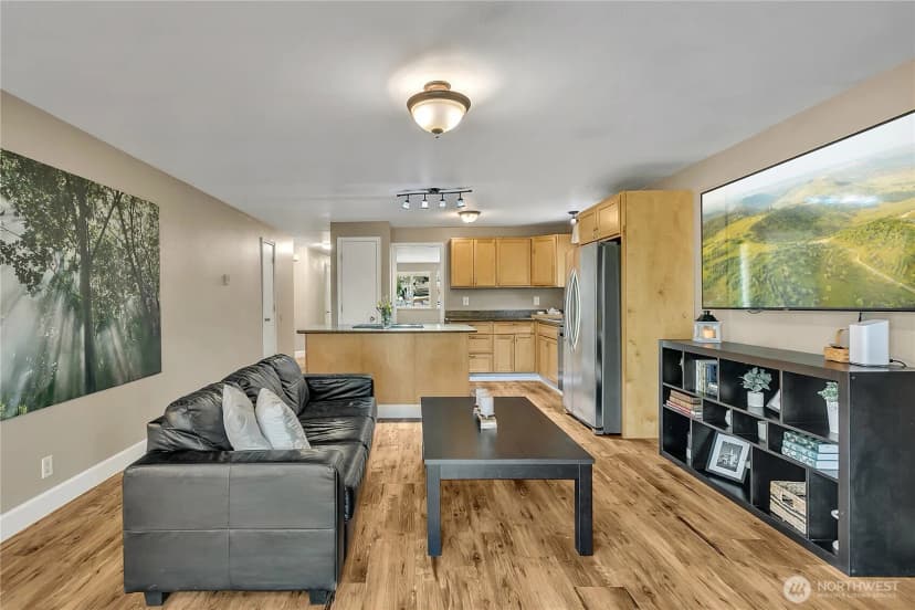 Property photo for 21628 Se 271st Street, Maple Valley photo 12