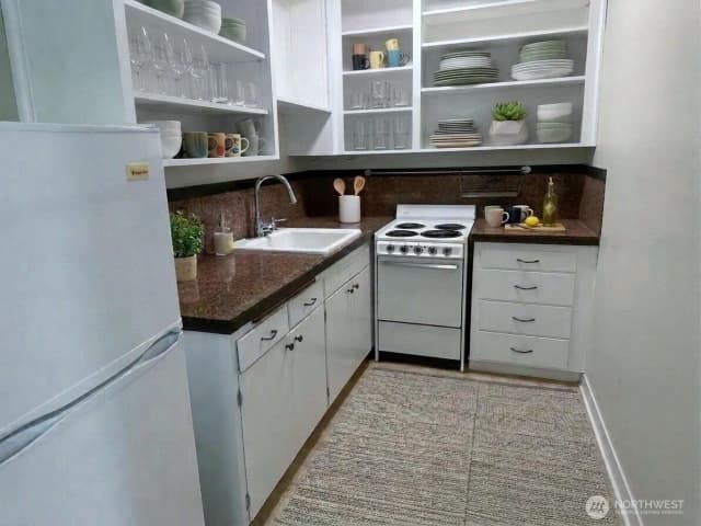 Property photo for 4725 15th Avenue Ne #14, Seattle photo 5