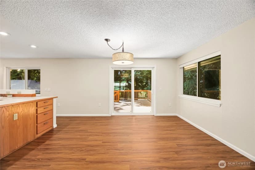 Property photo for 17555 Se 134th Street, Renton photo 12