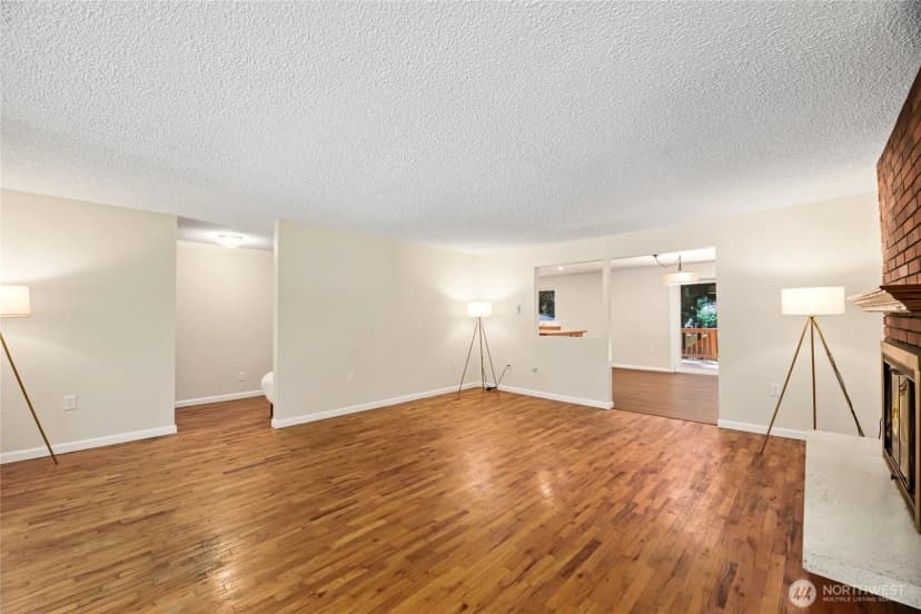 Property photo for 17555 Se 134th Street, Renton photo 8