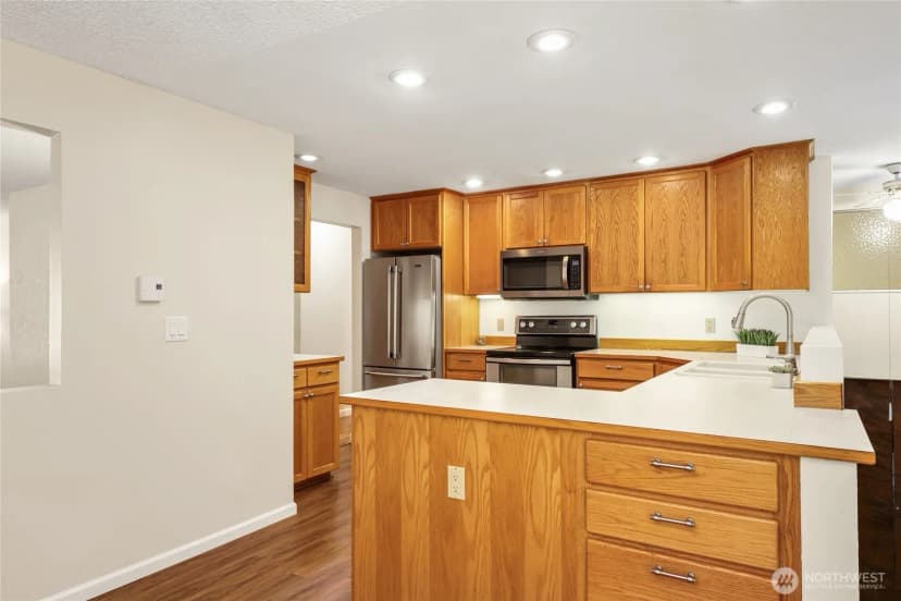 Property photo for 17555 Se 134th Street, Renton photo 10